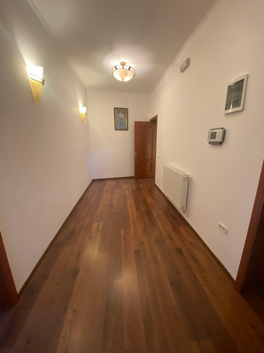 Peninsula - imobil D+P+2,310 mp., IDEAL BIROURI