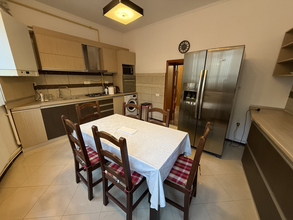 Peninsula - imobil D+P+2,310 mp., IDEAL BIROURI